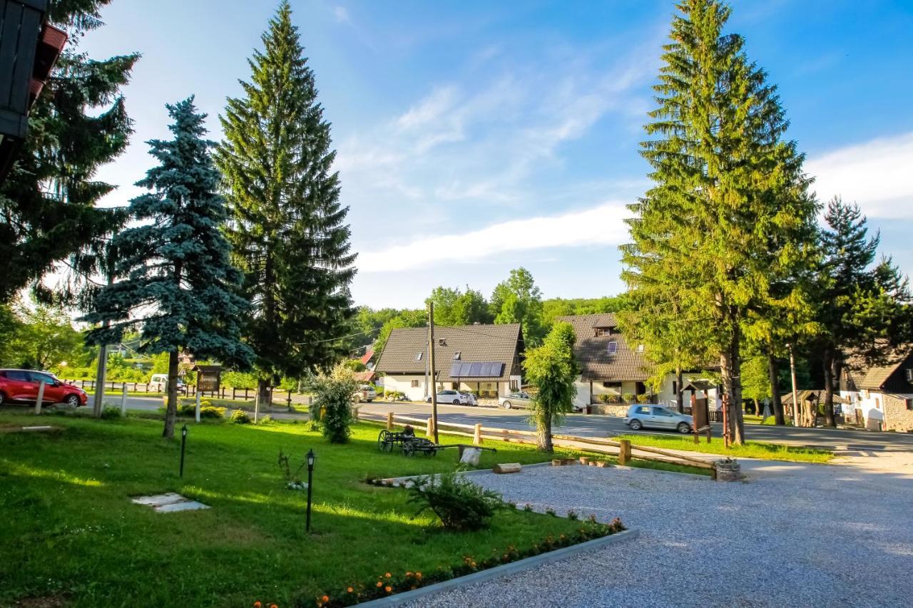 B&B Lady Of The Lake Jezerce Exteriör bild